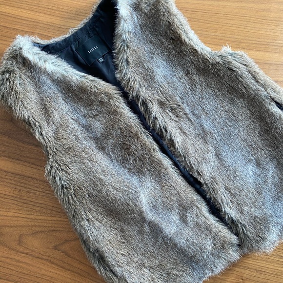 Talula Fur Vest - Picture 2 of 3